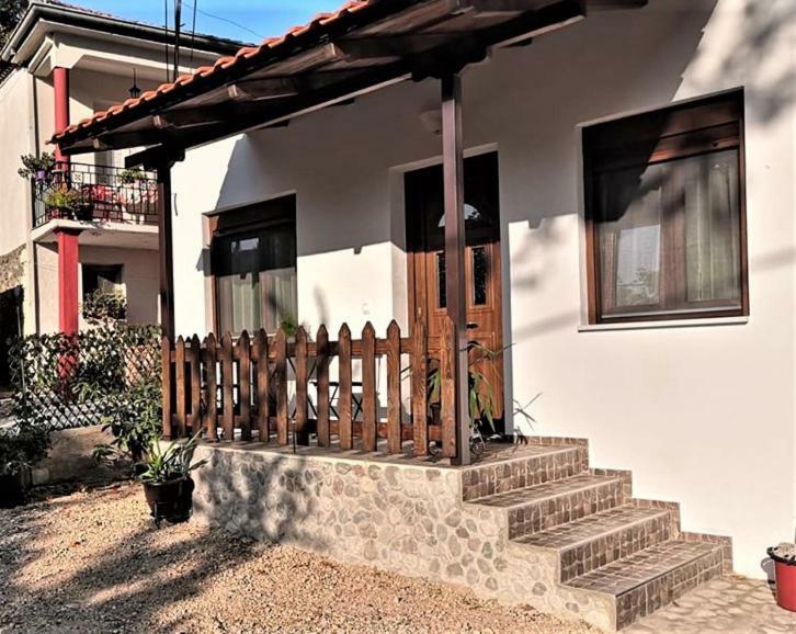 Apartamento The Little Gem Under The Rocks Kastraki Exterior foto